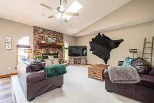 5152 S Tecumseh Rd, Springfield, OH 45502 - Photo 8