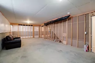 5166 Windbrooke Dr, Tipp City, OH 45371 - Photo 42
