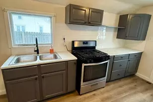 1866 Maiden Ln, Springfield, OH 45504 - Photo 8