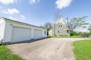 1222 Oakhill Ave, Fairborn, OH 45324 - Photo 1