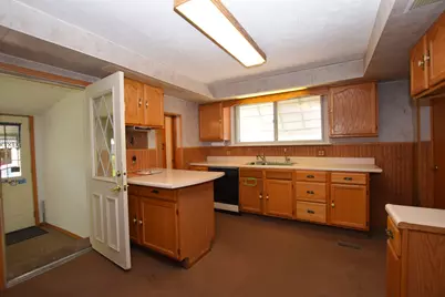 705 W Sandusky Avenue, Bellefontaine, OH 43311 - Photo 8
