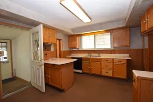 705 W Sandusky Ave, Bellefontaine, OH 43311 - Photo 8