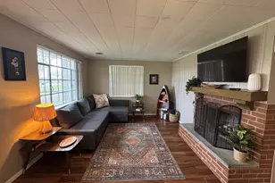 9411 N Lakeshore Dr, Huntsville, OH 43324 - Photo 6