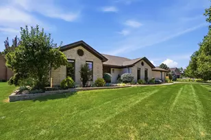 610 Stonecress Dr, Tipp City, OH 45371 - Photo 2