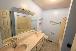 205 W South St, Saint Marys, OH 45885 - Photo 10