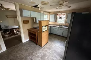 313 N Elm St, Bellefontaine, OH 43311 - Photo 4