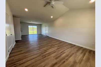 116 Village Parkway, Jackson Center, OH 45334 - Photo 4