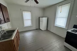 707 W High St, Springfield, OH 45506 - Photo 2