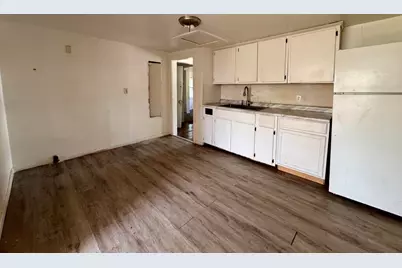 2239 Esmeralda Avenue, Dayton, OH 45406 - Photo 8