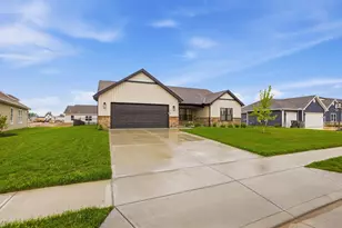 2765 Liette Dr, Troy, OH 45373 - Photo 1
