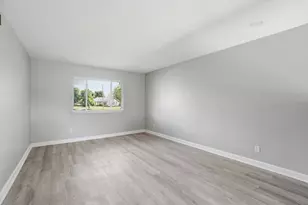 1805 Coretta Ct, Dayton, OH 45417 - Photo 6