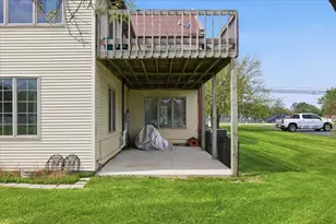 718 E Wayne St, Celina, OH 45822 - Photo 14