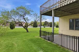 718 E Wayne St, Celina, OH 45822 - Photo 12