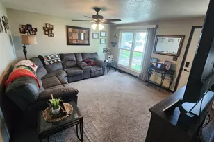 148 Margo Ln, Celina, OH 45822 - Photo 2