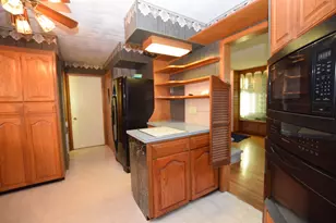 1121 Edinger Rd, Urbana, OH 43078 - Photo 8