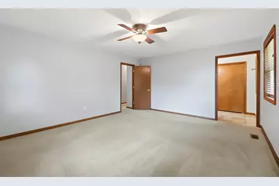 196 Cambria Drive, Dayton, OH 45440 - Photo 26
