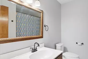 196 Cambria Dr, Dayton, OH 45440 - Photo 36