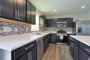 517 Skyway Dr, Springfield, OH 45505 - Photo 12