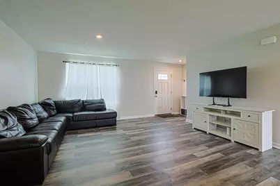517 Skyway Drive, Springfield, OH 45505 - Photo 8