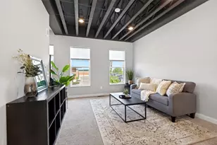 24 N Center St, Springfield, OH 45502 - Photo 20