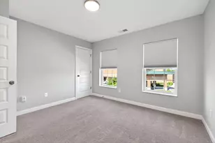 24 N Center St, Springfield, OH 45502 - Photo 30