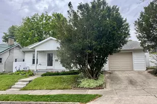 143 N Stanley St, Bellefontaine, OH 43311 - Photo 2