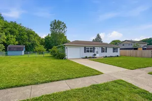 7995 Wescott Ave, Fairborn, OH 45324 - Photo 2