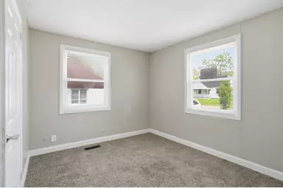 4428 Eichelberger Avenue, Dayton, OH 45406 - Photo 12