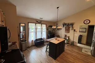 1524 New Castle Ln, Springfield, OH 45503 - Photo 10