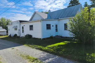 157 E 2nd St, Rockford, OH 45882 - Photo 6