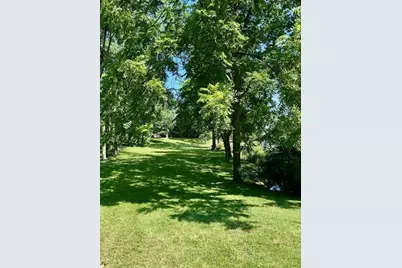 1410 E Choctaw Drive, London, OH 43140 - Photo 1