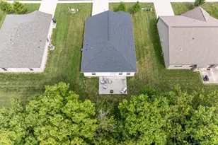 219 Riesling Dr, Englewood, OH 45322 - Photo 16