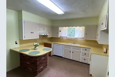 829 Runkle Street, West Liberty, OH 43357 - Photo 10