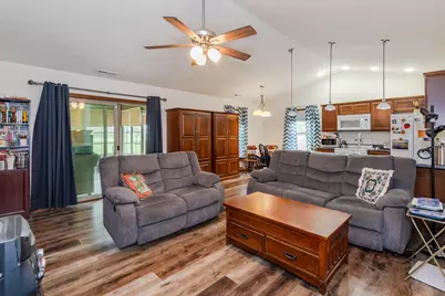 105 Pebble Creek Drive, Eaton, OH 45320 - Photo 4