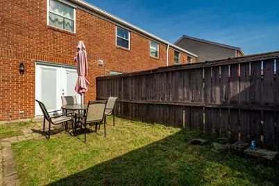 1010 Stoneybrook Trail, Fairborn, OH 45324 - Photo 24