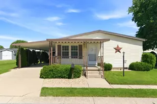 306 Village Ct, Fairborn, OH 45324 - Photo 2