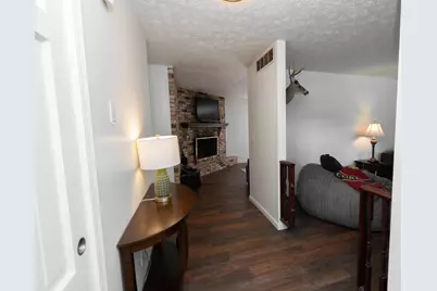 6126 Knollwood Road, Springfield, OH 45502 - Photo 8