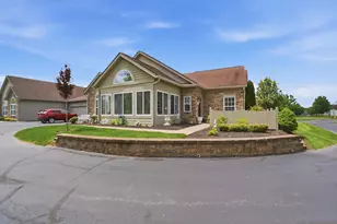 2869 Riverwalk Blvd, Lima, OH 45806 - Photo 2