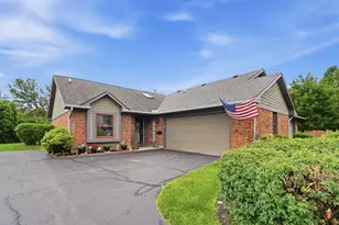 1912 Wedgewood Cir, Springfield, OH 45503 - Photo 2