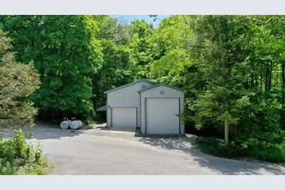 5392 Enon Xenia Road, Fairborn, OH 45324 - Photo 8