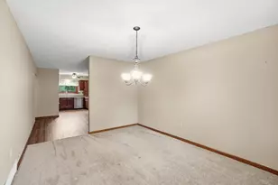 1700 W Sparrow Rd, Springfield, OH 45502 - Photo 14