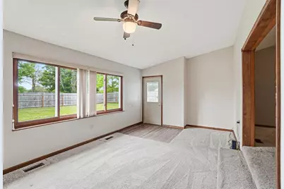 1700 W Sparrow Road, Springfield, OH 45502 - Photo 32