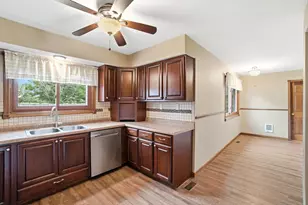 1700 W Sparrow Rd, Springfield, OH 45502 - Photo 18