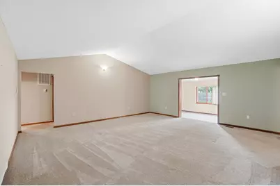 1700 W Sparrow Road, Springfield, OH 45502 - Photo 30