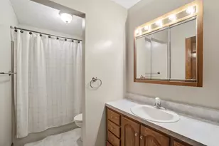 1700 W Sparrow Rd, Springfield, OH 45502 - Photo 48