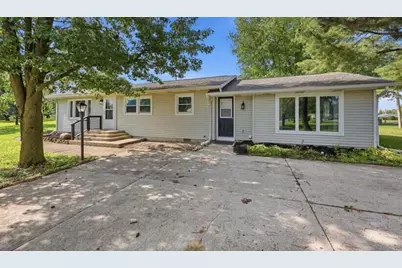1155 W Choctaw Drive, London, OH 43140 - Photo 2