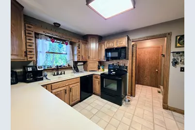 1206 Hawthorne Street, Saint Marys, OH 45885 - Photo 6