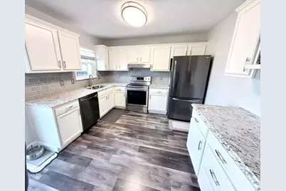 877 Trails End Drive, Monroe, OH 45050 - Photo 2