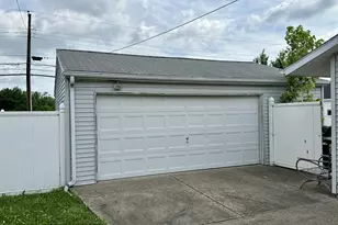 1295 June Dr, Xenia, OH 45385 - Photo 8