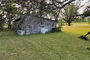12029 Dutton Rd, Rockford, OH 45882 - Photo 16